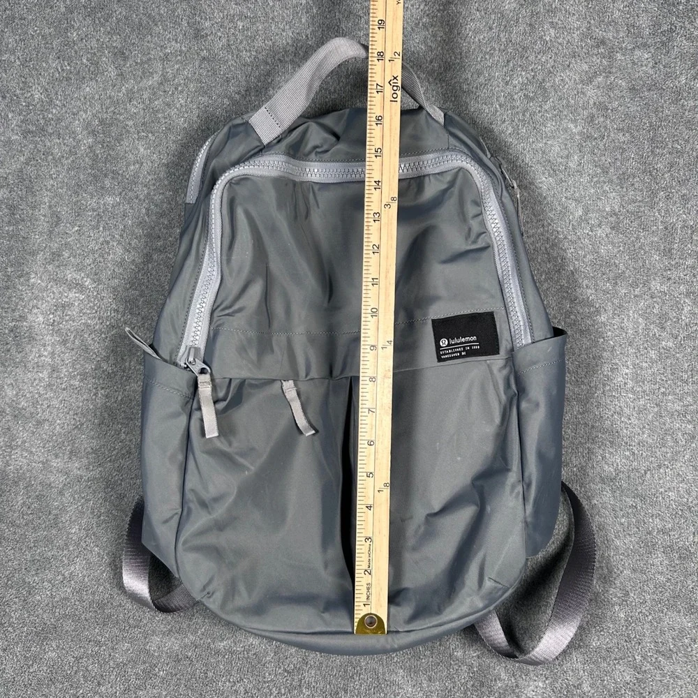 Lululemon Everyday Backpack 2.0 23L Gray Laptop Travel Commute Bag RN106259 - Picture 7 of 16